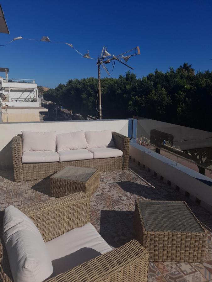 Beachfront House Малага Екстериор снимка